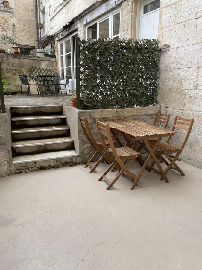 Auberge Du Boisne Villebois-Lavalette Exterior foto