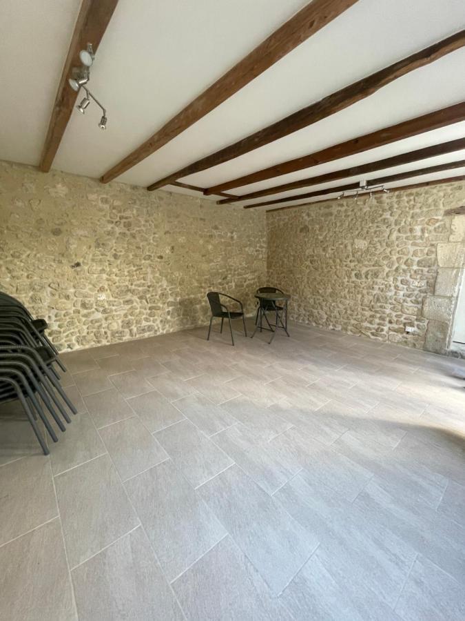 Auberge Du Boisne Villebois-Lavalette Exterior foto